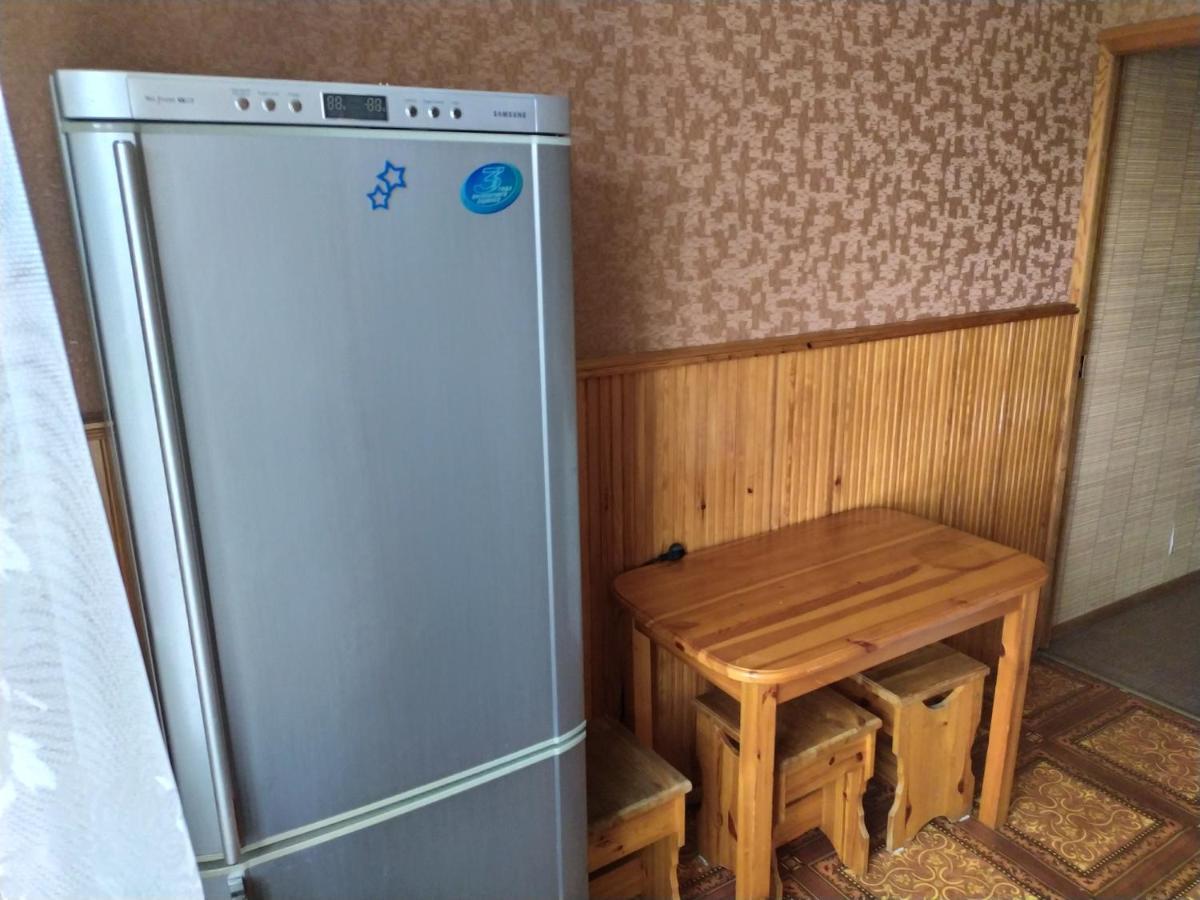 Apartment On Oktyabrskaya 105 Babrujsk Esterno foto